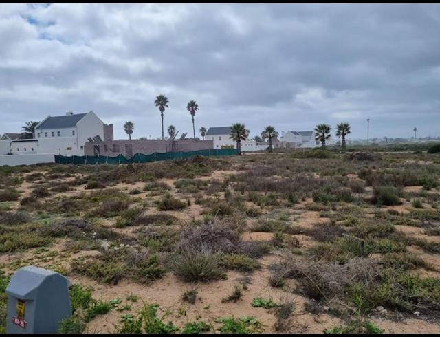 LAND FOR SALE IN LAMPIESBAAI